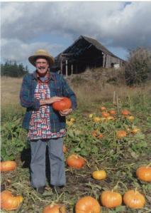 Guard Sundstrom with pumpkins